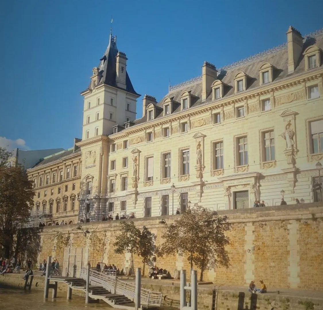 Urban Flat 74 - Disneyland In París 0*,