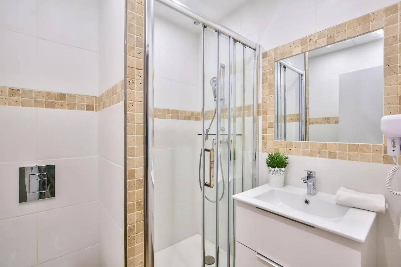 Urban Flat 74 - Disneyland In Paris Frankrig