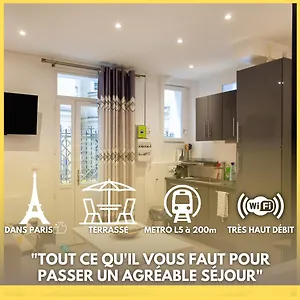 Petit Bijou Dans Le Centre De París
